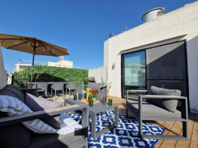 Oak Terrace - Spacious Penthouse in St Julians w Terrace and BBQ Grill
